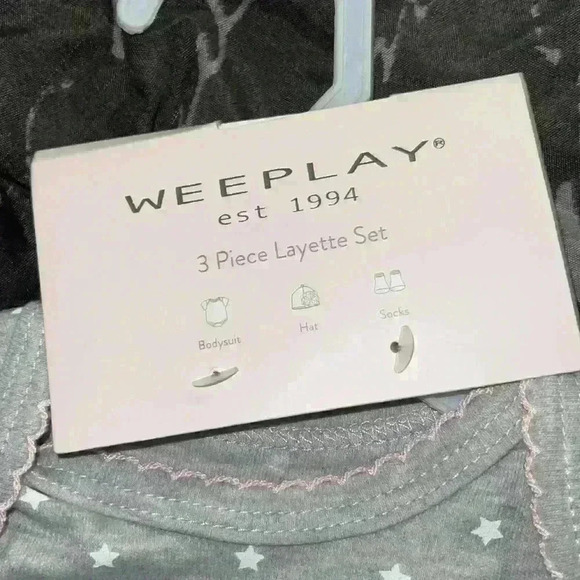 WeePlay Layette Set | Socks Not Included - Picture 4 of 4
